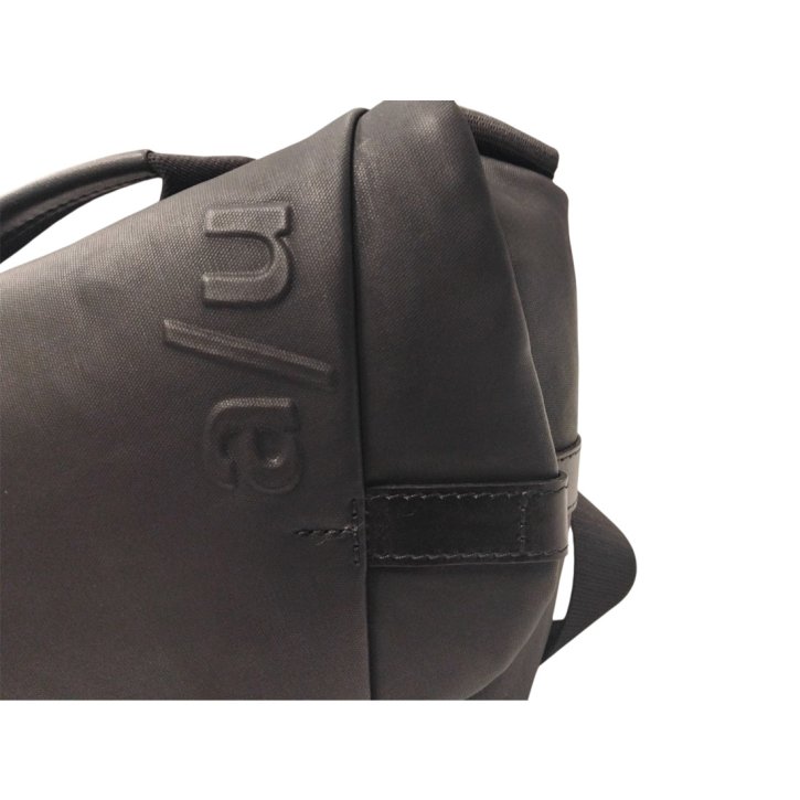 Aunts & Uncles KAZO Messenger Bag S black